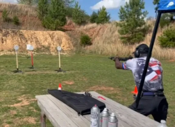 SOCN SSA Team Member Desmond Mitchell shooting Showdown in PCCO Div.